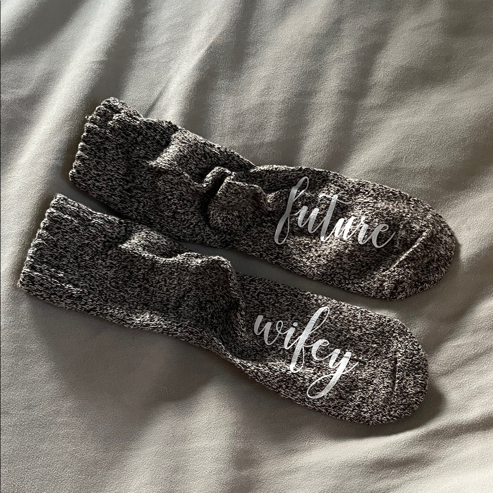 ‘Future Wifey’ socks